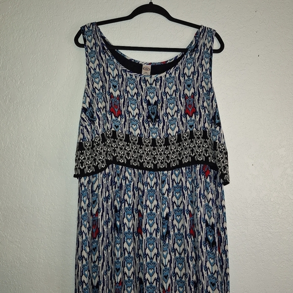 Billa Dress Blue Tribal Empire Long Sleeveless XXL Pop Over Style - Picture 3 of 10
